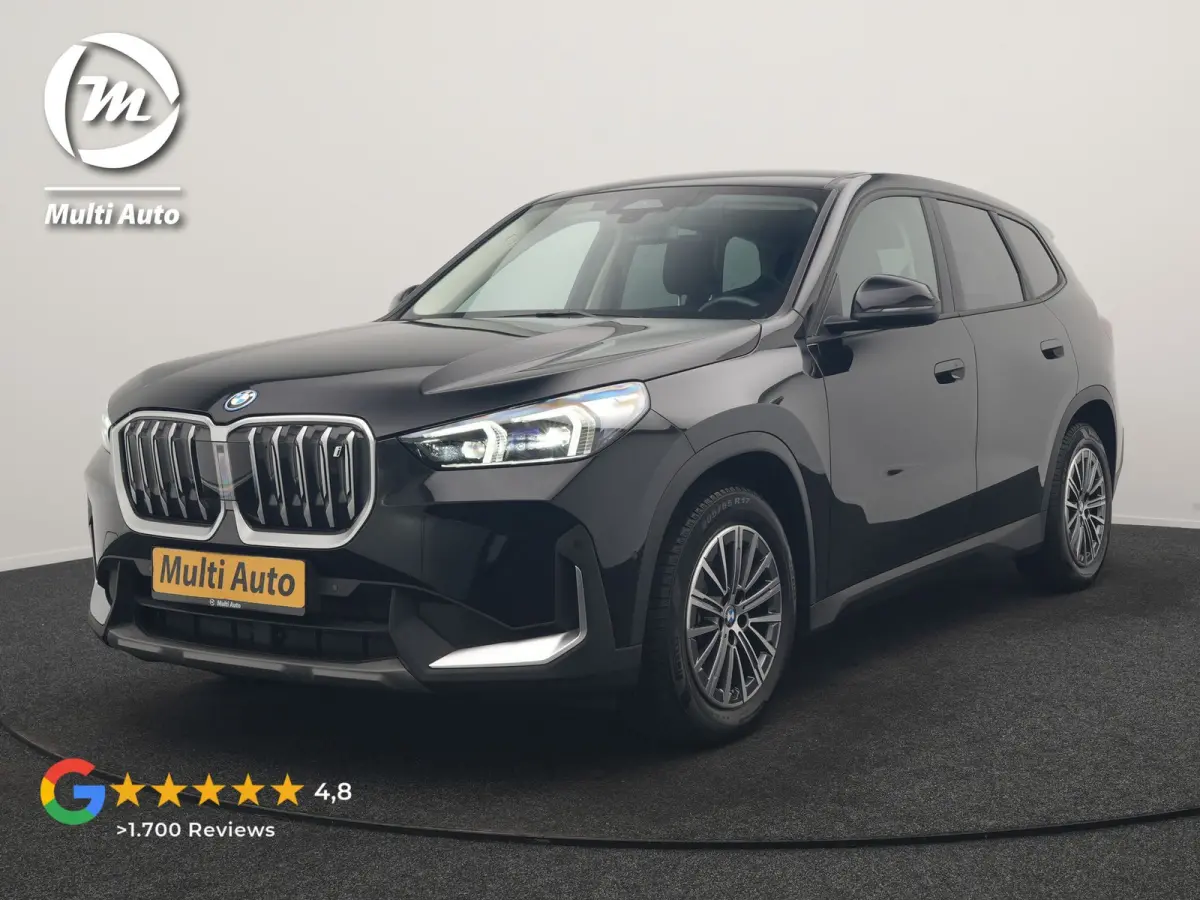 xDrive30 67 kWh 313pk Dealer O.H. | Trekhaak Af Fabriek | Camera | Adaptief M Onderstel | Voorstoelen Verwarmd | Keyless | Sfeerverlichting | Apple Carplay | Adaptive LED | Cruise Control | 