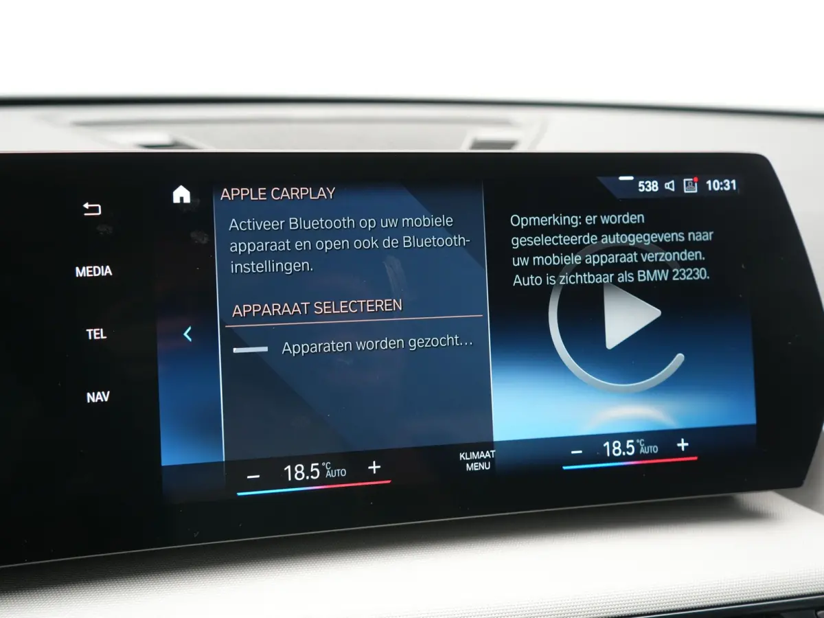 xDrive30 67 kWh 313pk Dealer O.H. | Trekhaak Af Fabriek | Camera | Adaptief M Onderstel | Voorstoelen Verwarmd | Keyless | Sfeerverlichting | Apple Carplay | Adaptive LED | Cruise Control | 