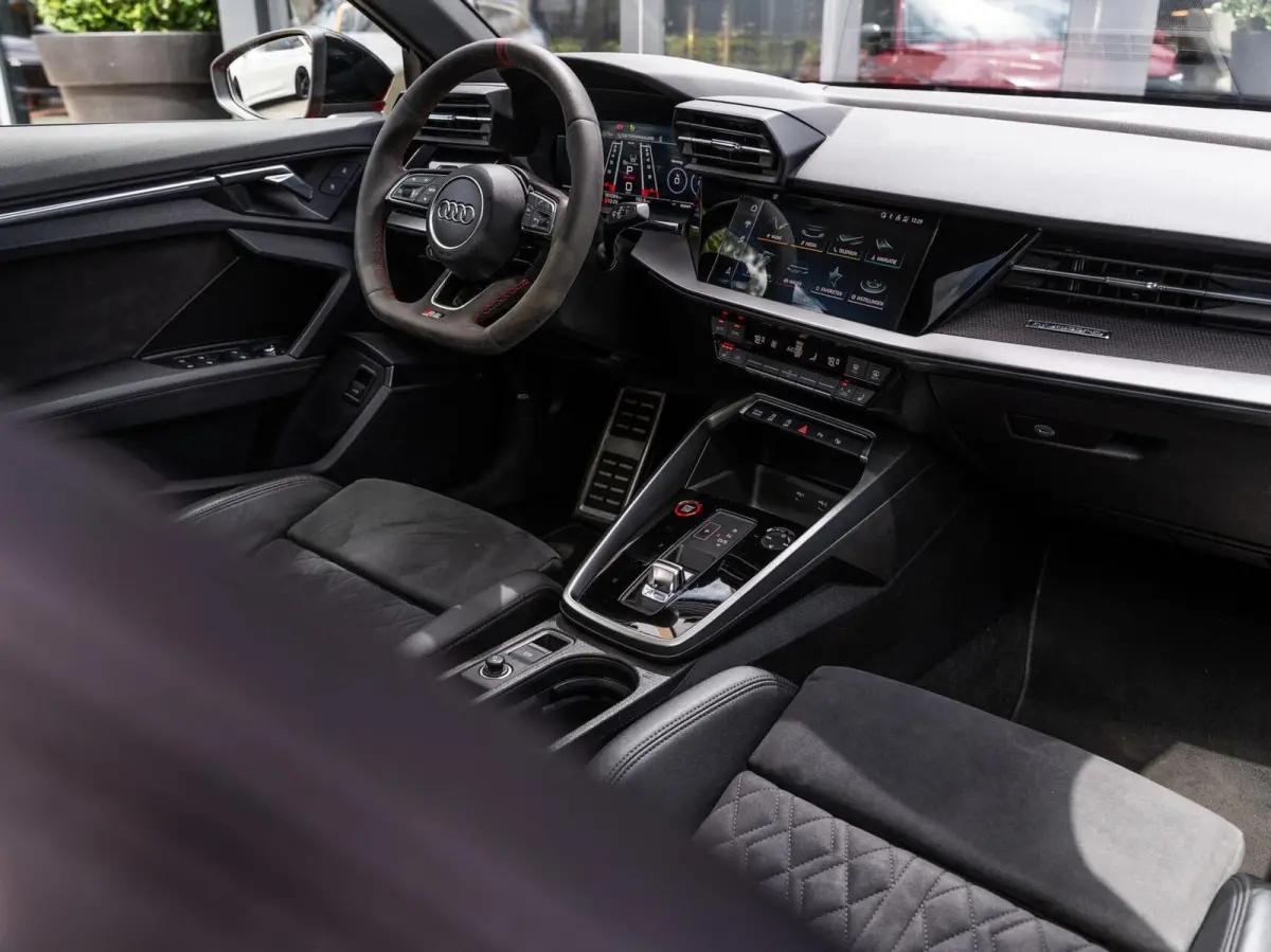 RS 3 2.5 TFSI RS 3 quattro