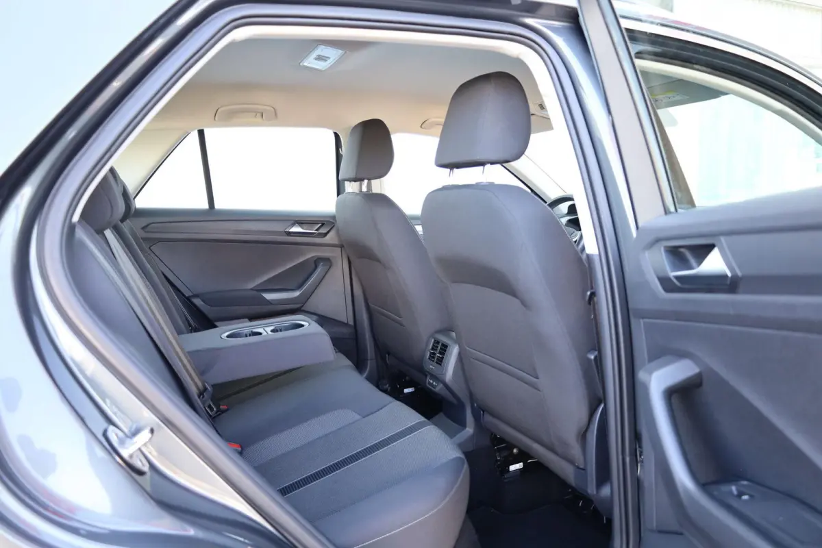 1.0 TSI 110pk Life | Navigatie | Adaptive Cruise | Achteruitrijcamera