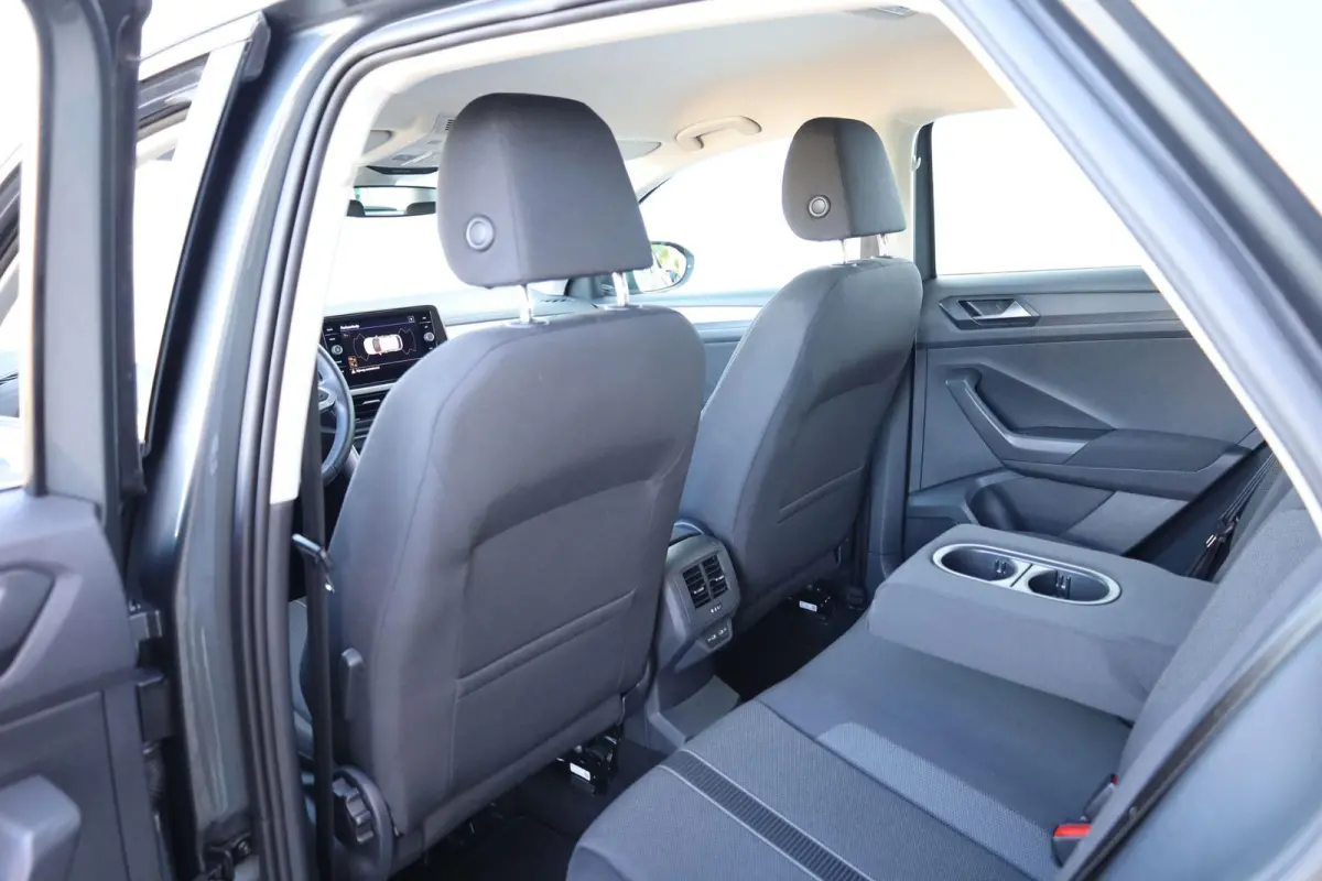 1.0 TSI 110pk Life | Navigatie | Adaptive Cruise | Achteruitrijcamera