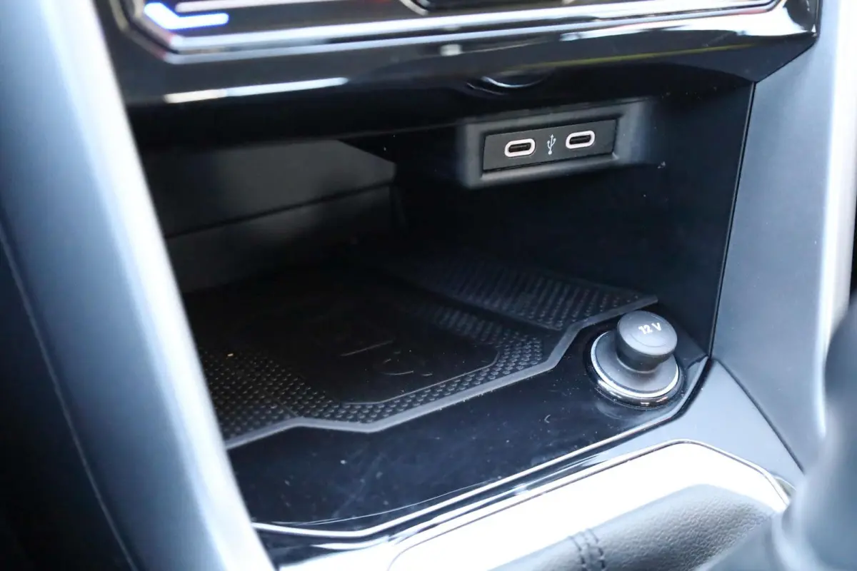 1.0 TSI 110pk Life | Navigatie | Adaptive Cruise | Achteruitrijcamera