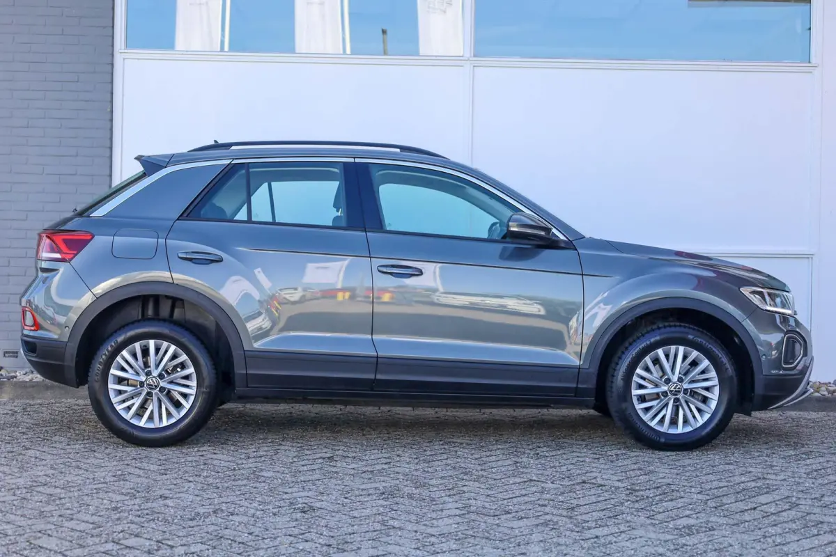 1.0 TSI 110pk Life | Navigatie | Adaptive Cruise | Achteruitrijcamera