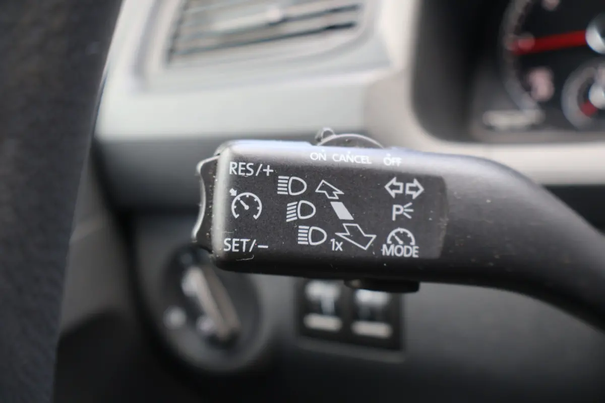 2.0 TDI L1H1 102pk Navigatie