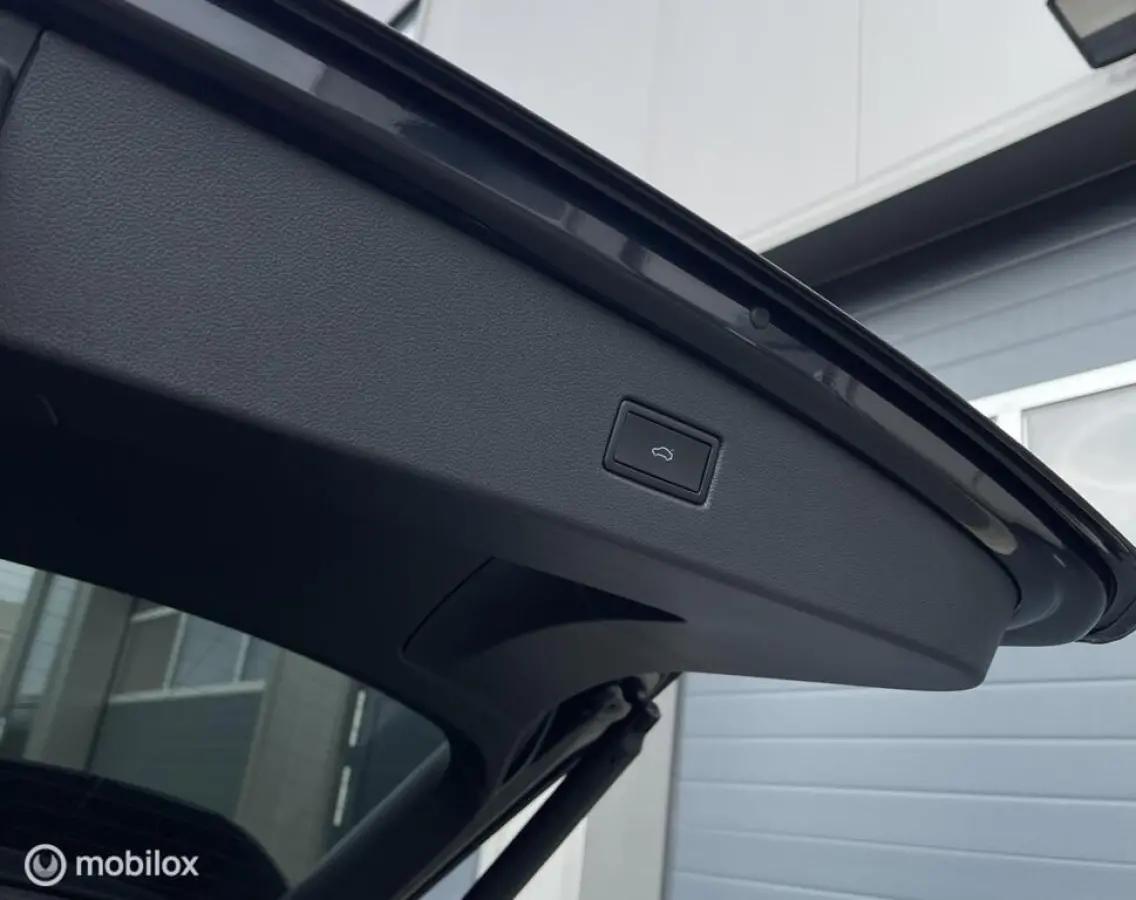 1.4 TSI eHybrid 245PK 3xR-Line Hu