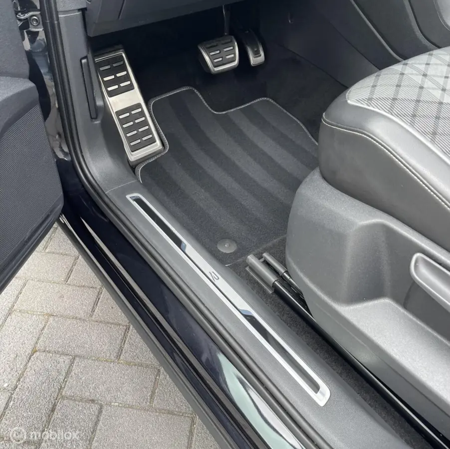 1.4 TSI eHybrid 245PK 3xR-Line Hu