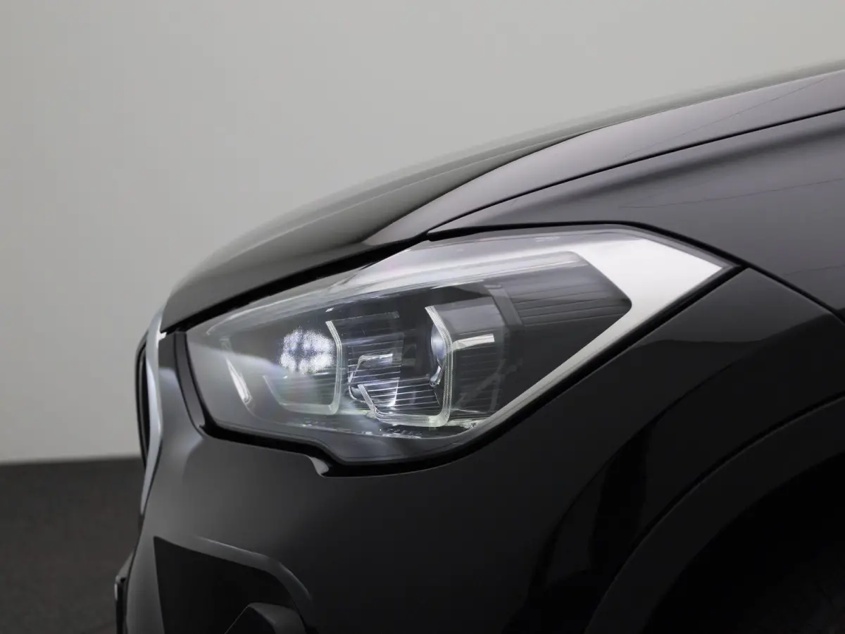 xDrive25e | Automaat | Achteruitrijcamera | Parkeersensoren | Climate Control |