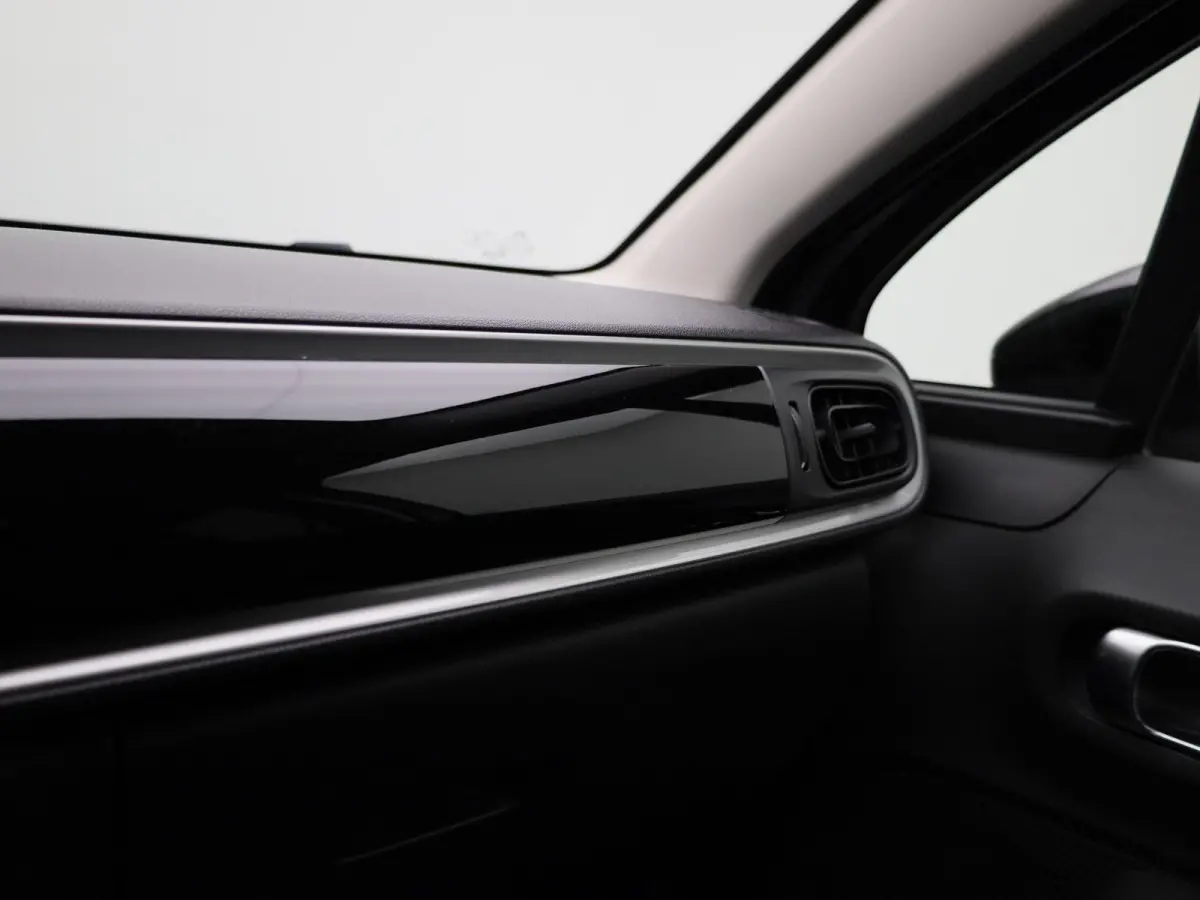 1.2 PureTech Feel | Apple Carplay/Android Auto | Climate Control | Parkeersensoren |