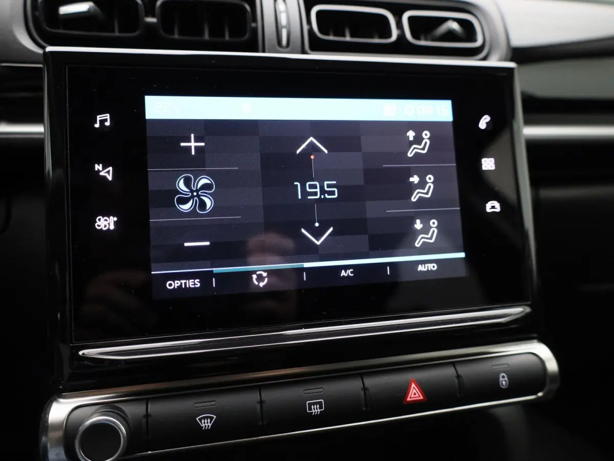 1.2 PureTech Feel | Apple Carplay/Android Auto | Climate Control | Parkeersensoren |