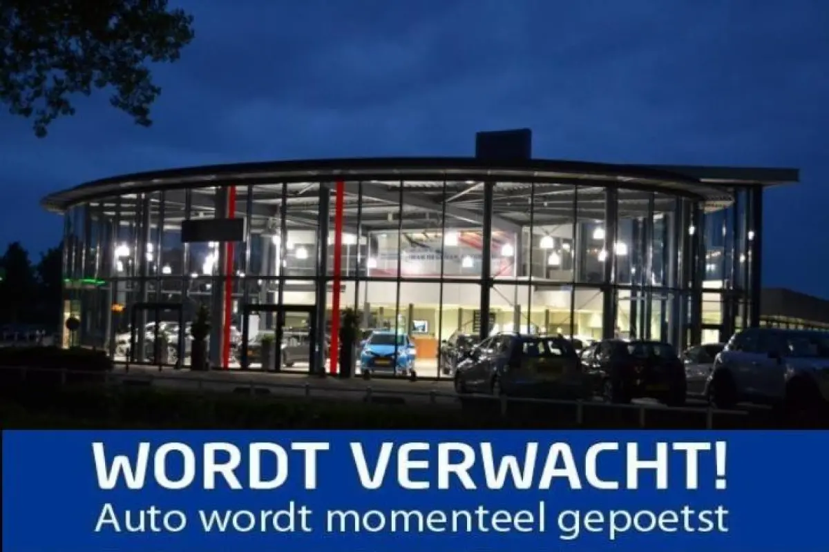 1.6 E-Tech hybrid 145 evolution | Navigatie | Climate Control | Cruise Control | Licht metalen velgen