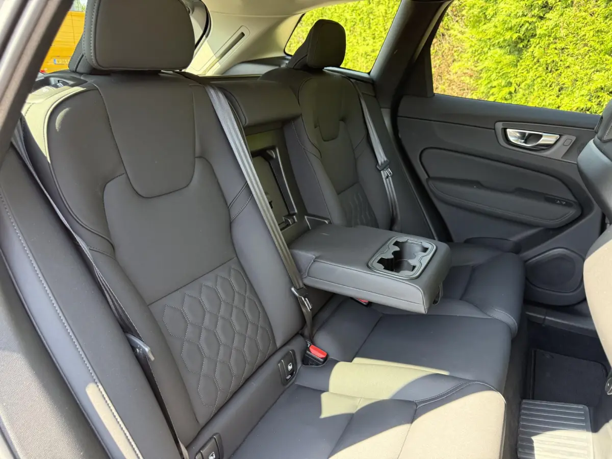 T6 Plug-in hybrid AWD Essential Trekhaak