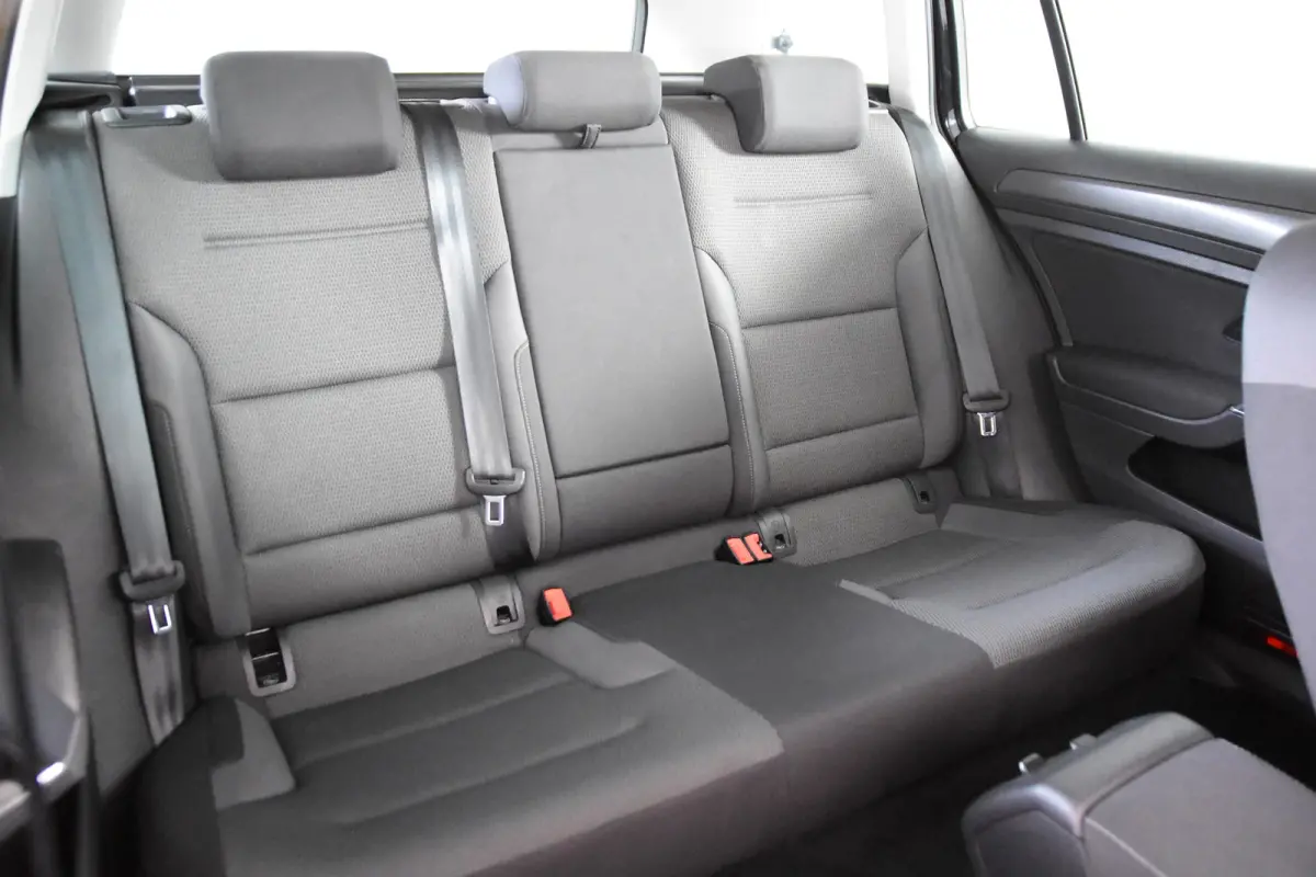 *Navigatie*Stoelverwarming*Park assist*