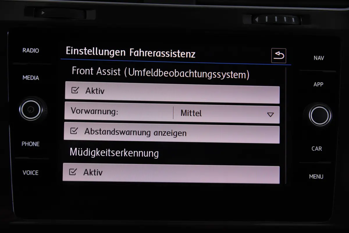 *Navigatie*Stoelverwarming*Park assist*