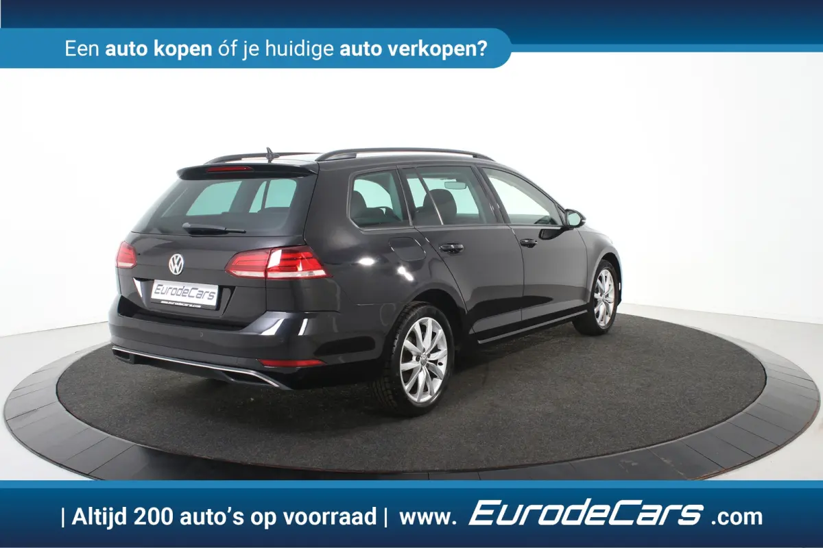 *Navigatie*Stoelverwarming*Park assist*