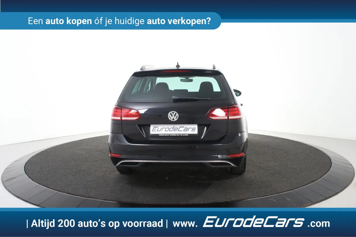 *Navigatie*Stoelverwarming*Park assist*