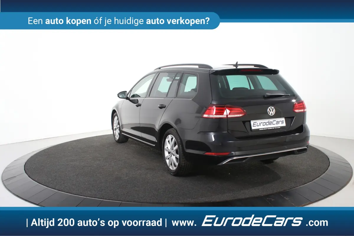 *Navigatie*Stoelverwarming*Park assist*