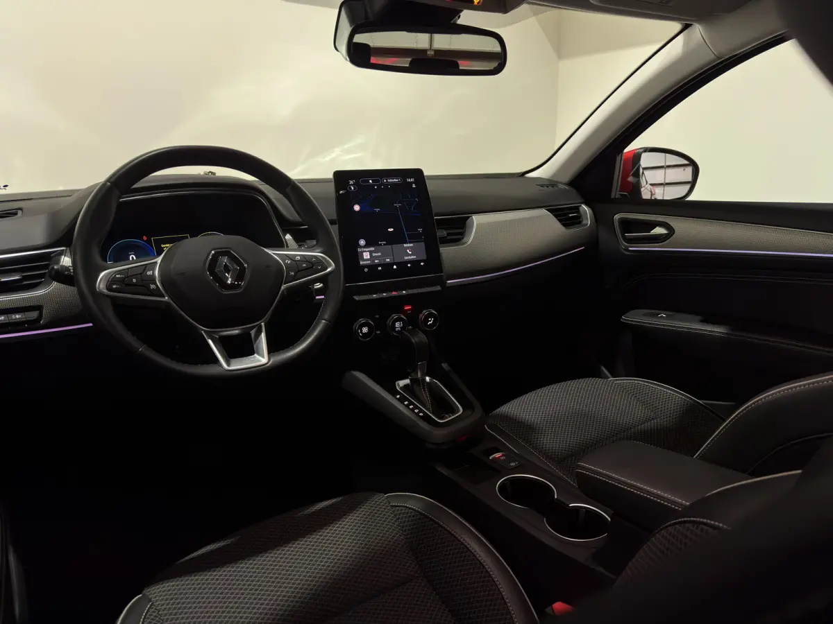 1.6 E-Tech hybrid 145 techno | Cruise Control Adaptief | Keyless | LMV 18' | Nieuwstaat