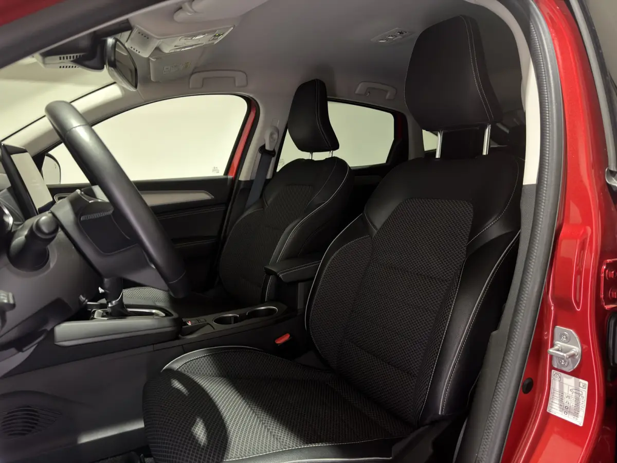 1.6 E-Tech hybrid 145 techno | Cruise Control Adaptief | Keyless | LMV 18' | Nieuwstaat