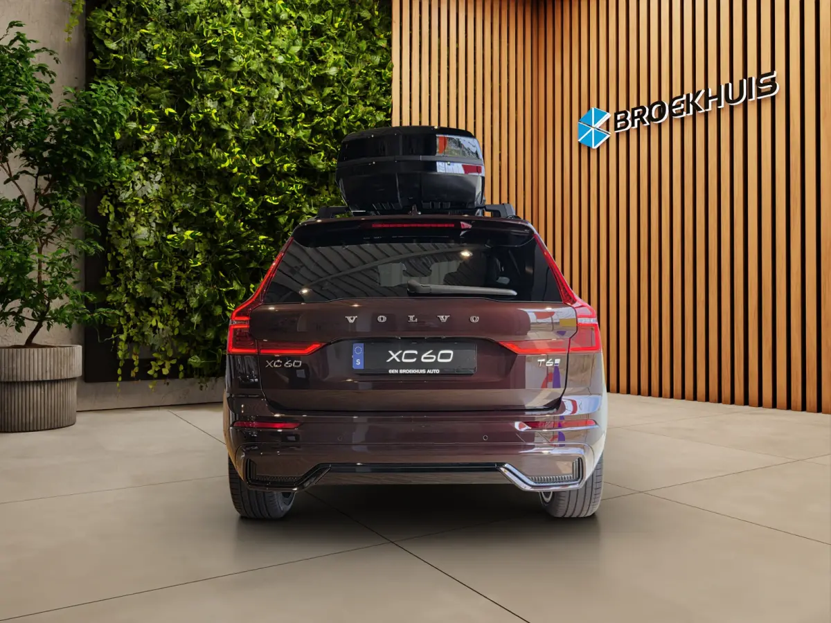 2.0 T6 Plug-in hybrid AWD Dark | Panoramadak | 360 Camera | Head-up | Pilot Assist | 21" Velgen