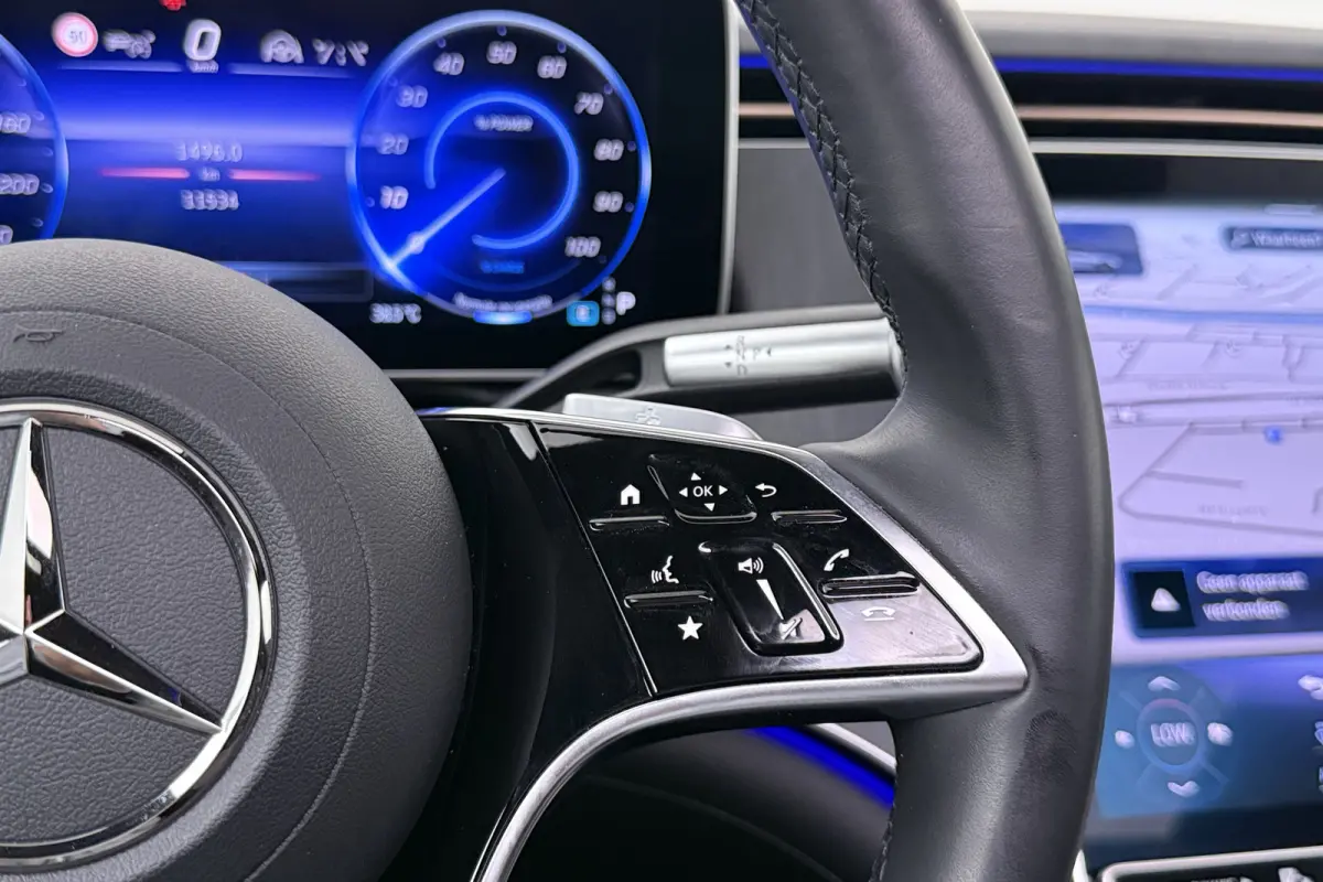 450+ Luxury Line 118 kWh Pano-dak Burmester Leder 360' Camera