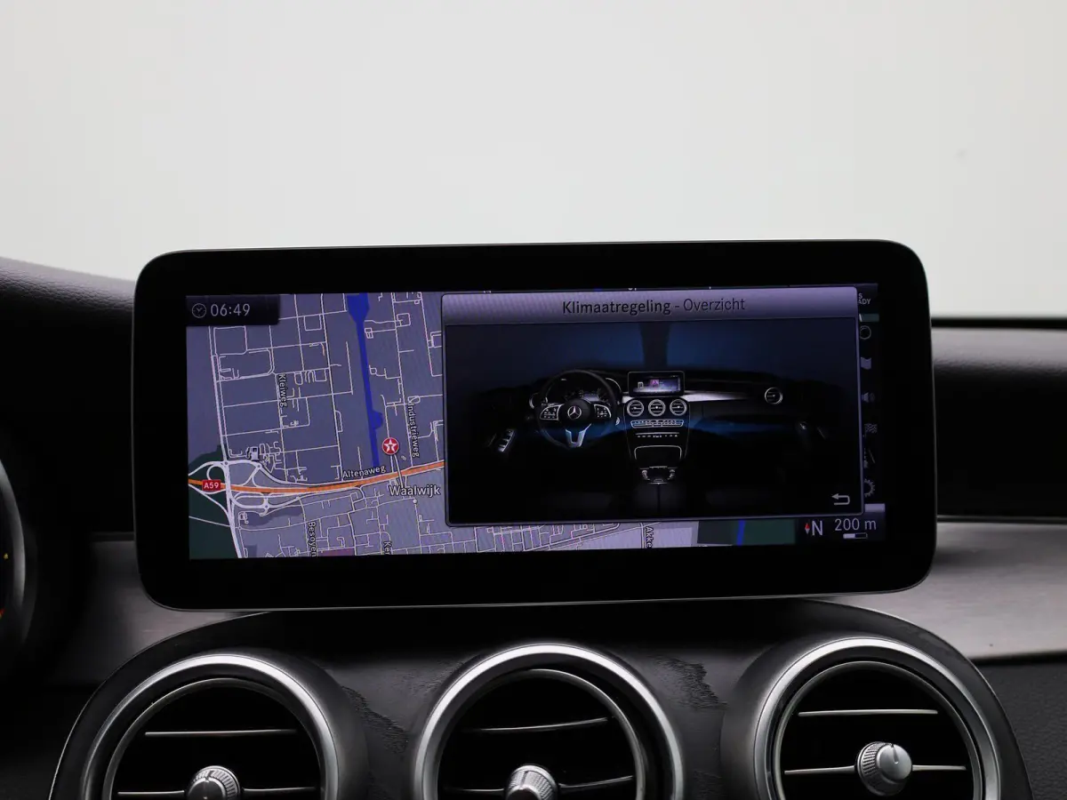 200 Business Solution AMG | Automaat | Apple Carplay / Android Auto | Sfeerverlichting | Panoramadak | Achteruitrijcamera | Parkeersensoren |