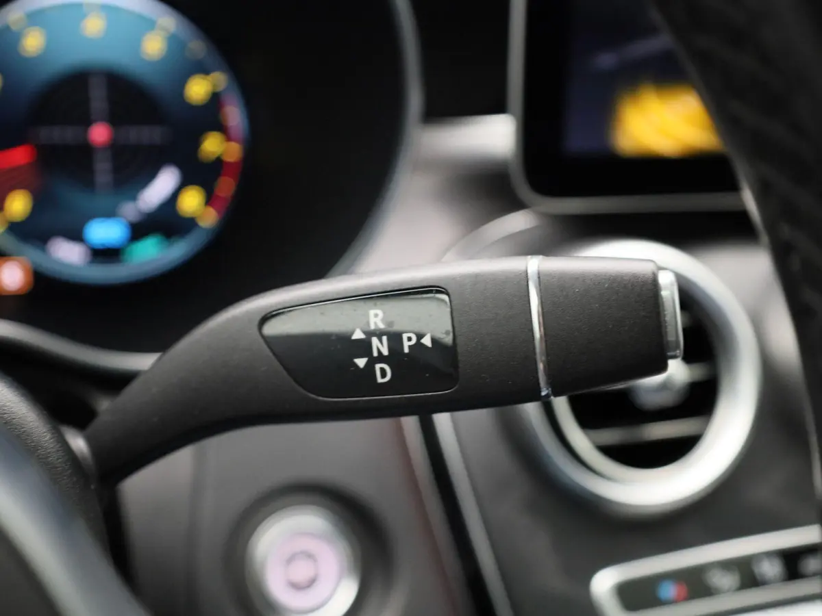 200 Business Solution AMG | Automaat | Apple Carplay / Android Auto | Sfeerverlichting | Panoramadak | Achteruitrijcamera | Parkeersensoren |