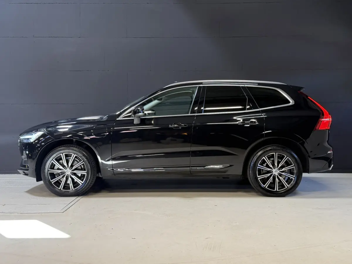 2.0 Recharge T8 AWD Inscription | Panoramadak | Elektr. trekhaak | Harman/Kardon | Camera | Stoel/stuurverwarming | Adapt. cruise