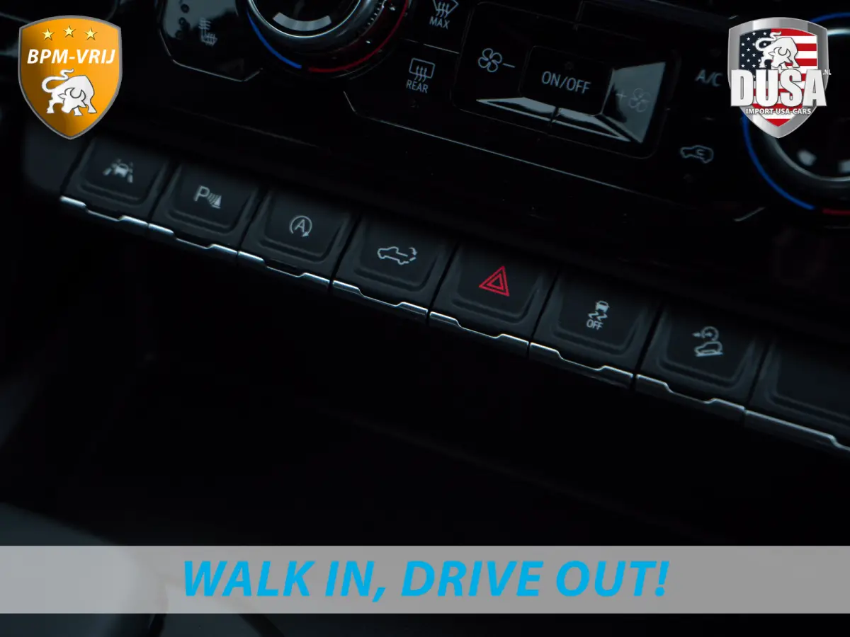 1500 Denali 3.0L Duramax Turbo Diesel 360 cam | Digital Dash | POWERHOUSE! |