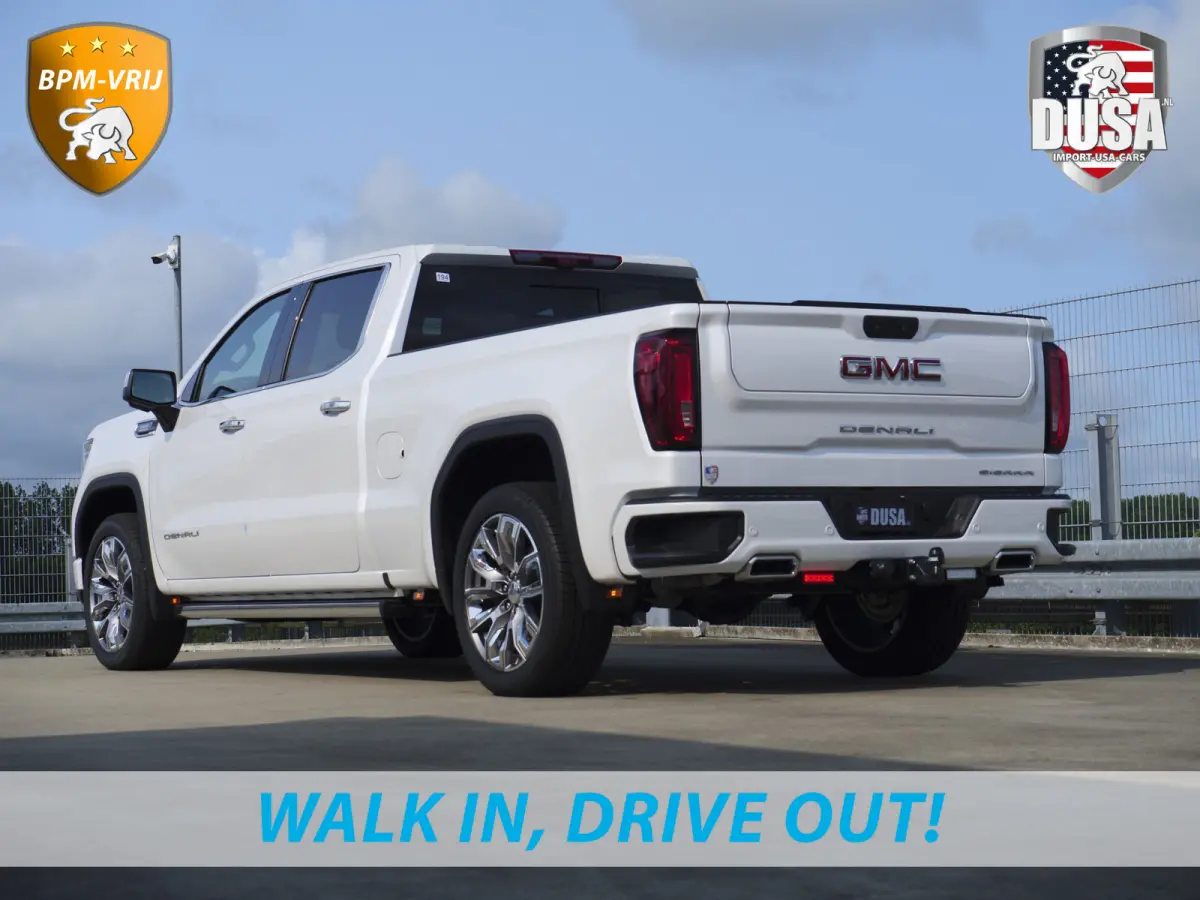 1500 Denali 3.0L Duramax Turbo Diesel 360 cam | Digital Dash | POWERHOUSE! |