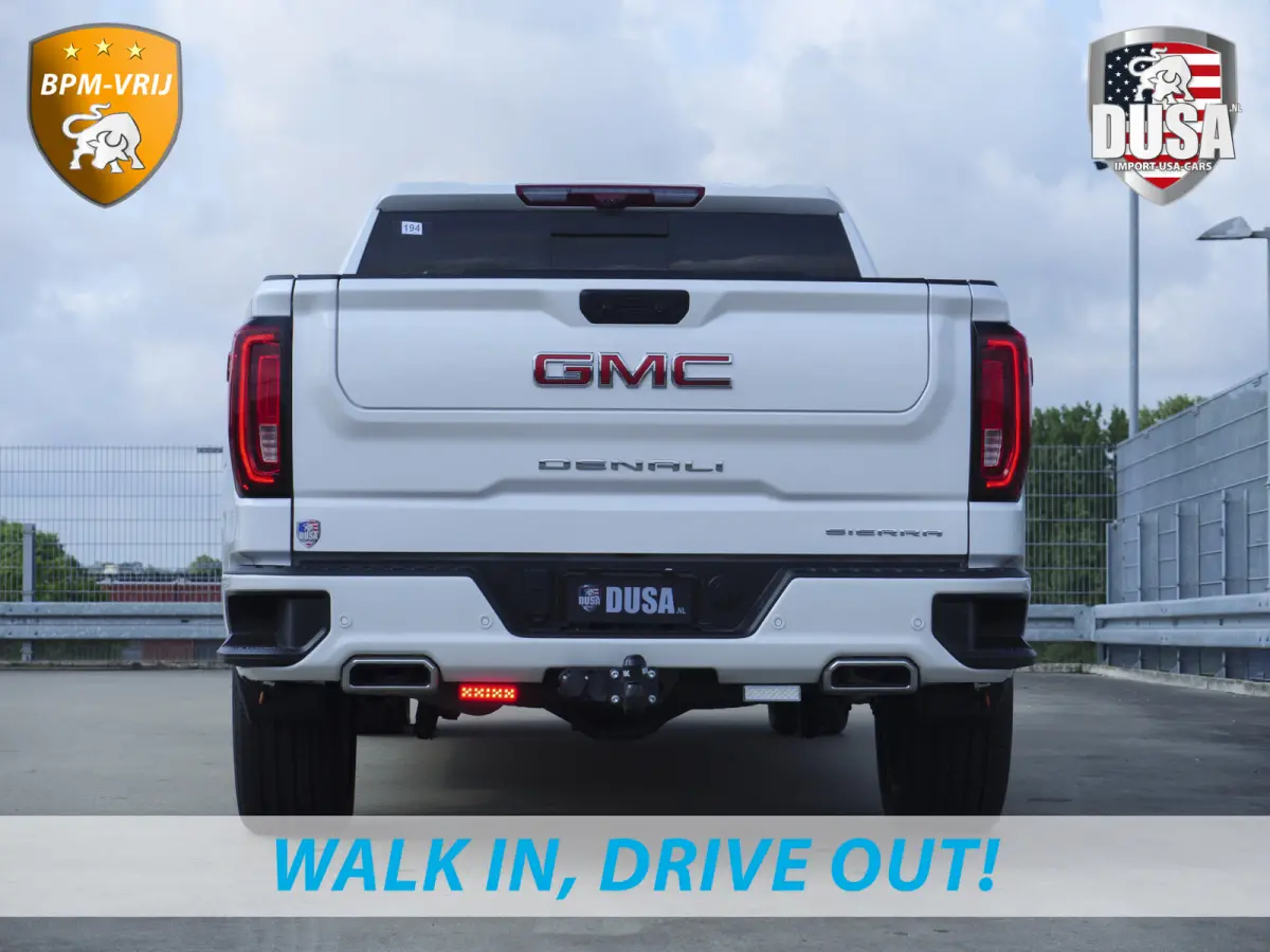 1500 Denali 3.0L Duramax Turbo Diesel 360 cam | Digital Dash | POWERHOUSE! |