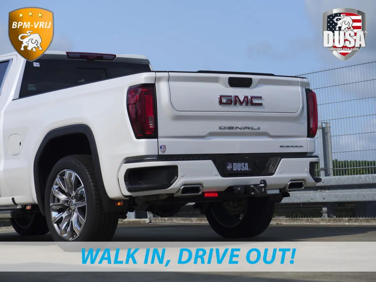 1500 Denali 3.0L Duramax Turbo Diesel 360 cam | Digital Dash | POWERHOUSE! |