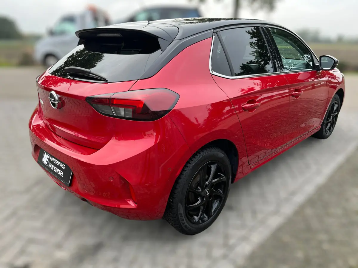1.2 Ultimate CAMERA / CARPLAY / PDC V+A / STOEL & STUURVERWARMING / TWO-TONE / CRUISE CONTROL