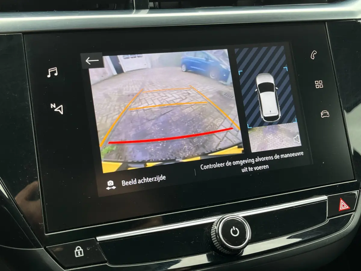 1.2 Ultimate CAMERA / CARPLAY / PDC V+A / STOEL & STUURVERWARMING / TWO-TONE / CRUISE CONTROL