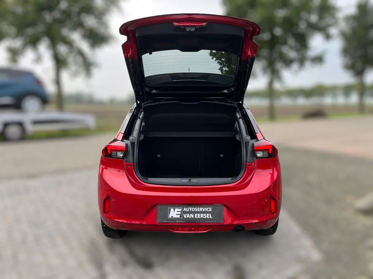 1.2 Ultimate CAMERA / CARPLAY / PDC V+A / STOEL & STUURVERWARMING / TWO-TONE / CRUISE CONTROL