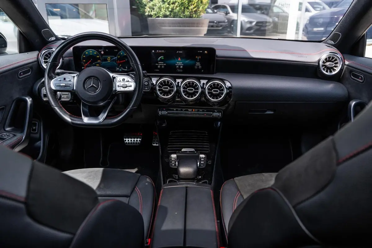 200 AMG|PANO|CAMERA|SFEERV.|45S PAKKET