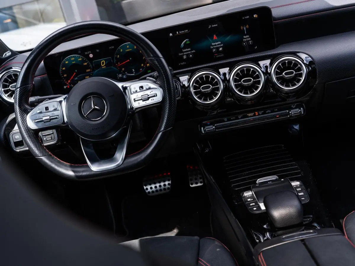 200 AMG|PANO|CAMERA|SFEERV.|45S PAKKET
