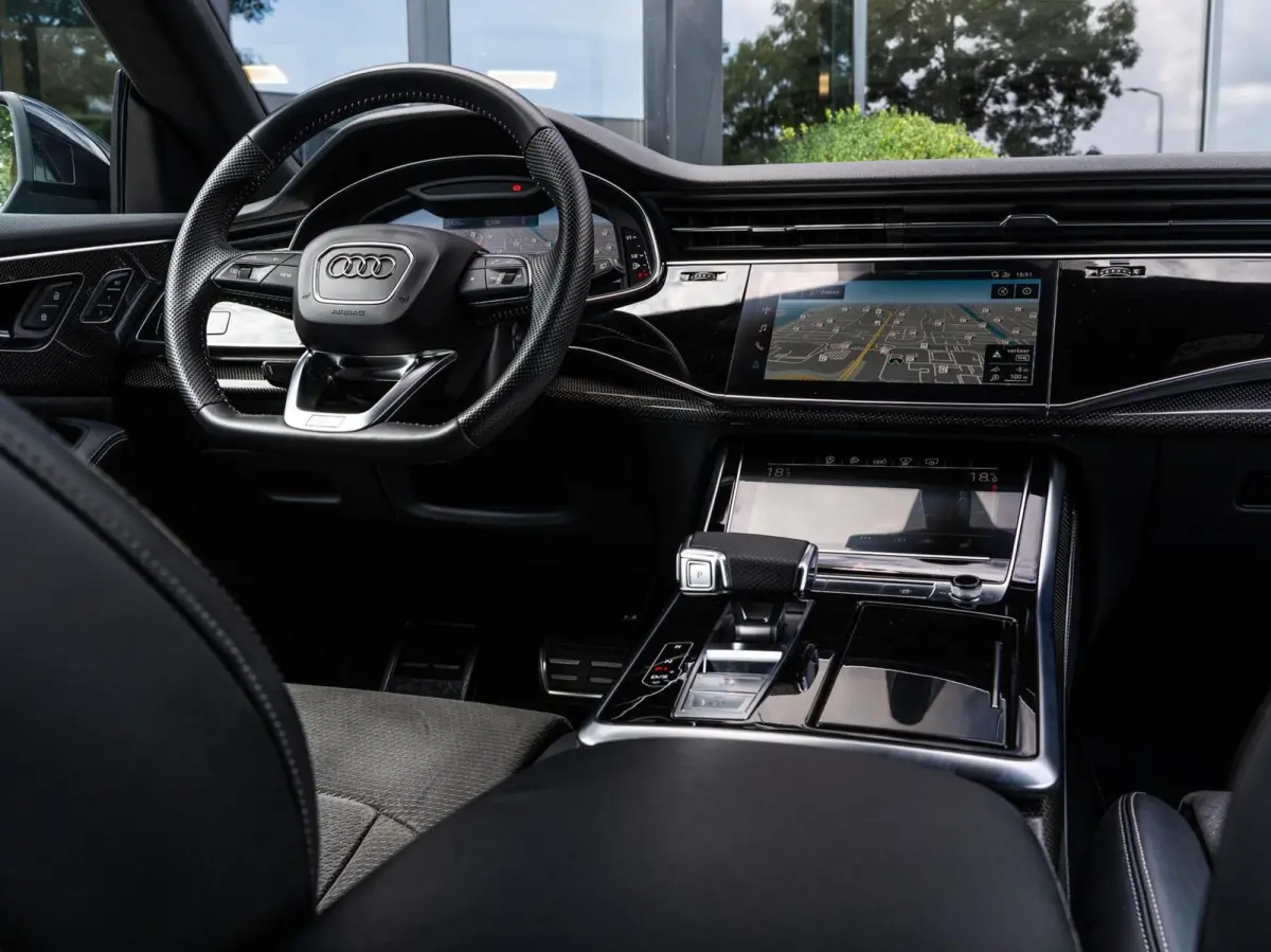 SQ8 4.0 TDI Quattro|PANO|22''|B&O|LUCHTV.|360°|SFEERV.