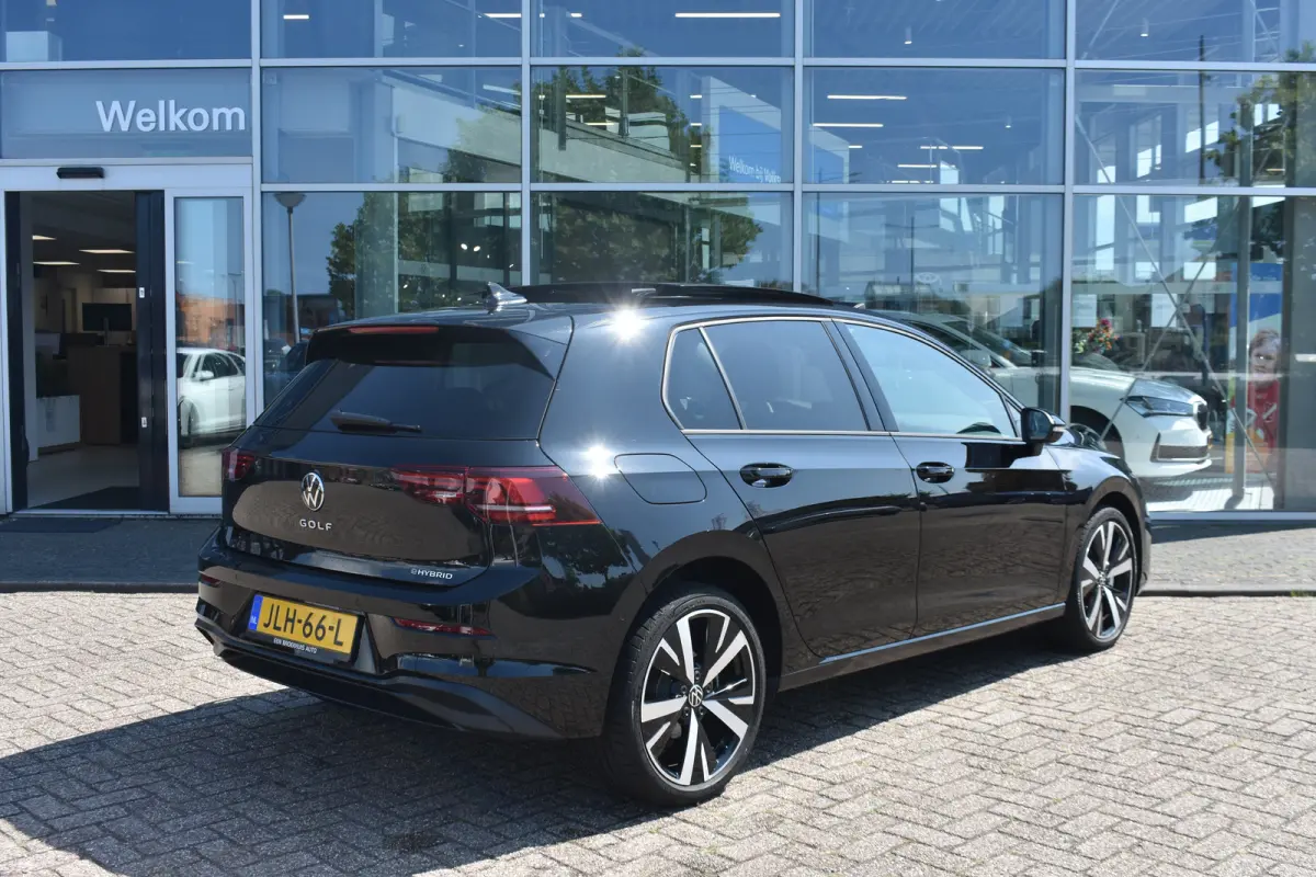 1.5 eHybrid 204PK DSG-6 Life Edition | PANORAMADAK | NAVI BY APP | CAMERA | 18 INCH | ADAPT. CRUISE | STOELVERW.