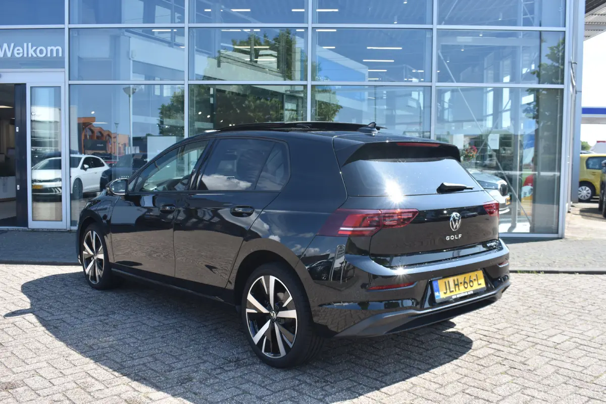 1.5 eHybrid 204PK DSG-6 Life Edition | PANORAMADAK | NAVI BY APP | CAMERA | 18 INCH | ADAPT. CRUISE | STOELVERW.