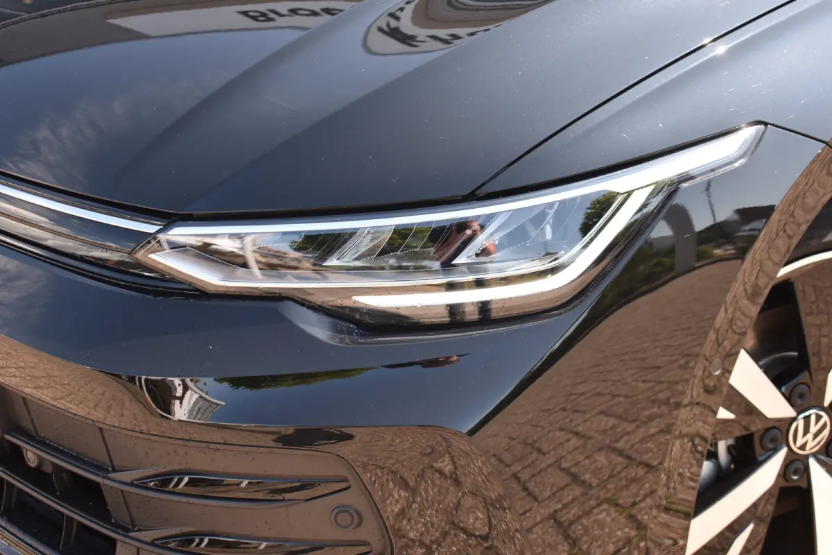 1.5 eHybrid 204PK DSG-6 Life Edition | PANORAMADAK | NAVI BY APP | CAMERA | 18 INCH | ADAPT. CRUISE | STOELVERW.