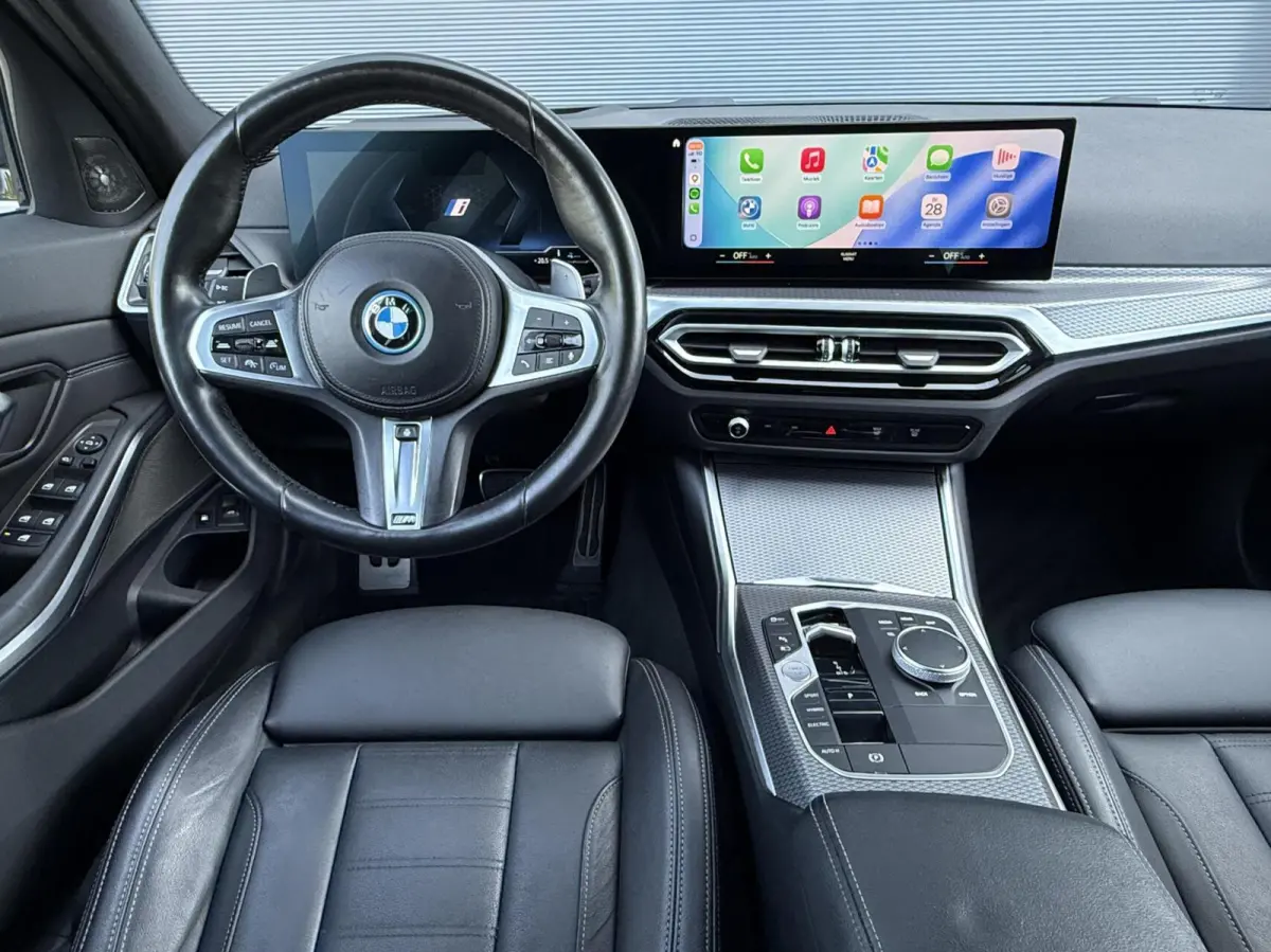 320e xDrive M-Sport|ACC|Pano|Head Up|Trekhaak|19''