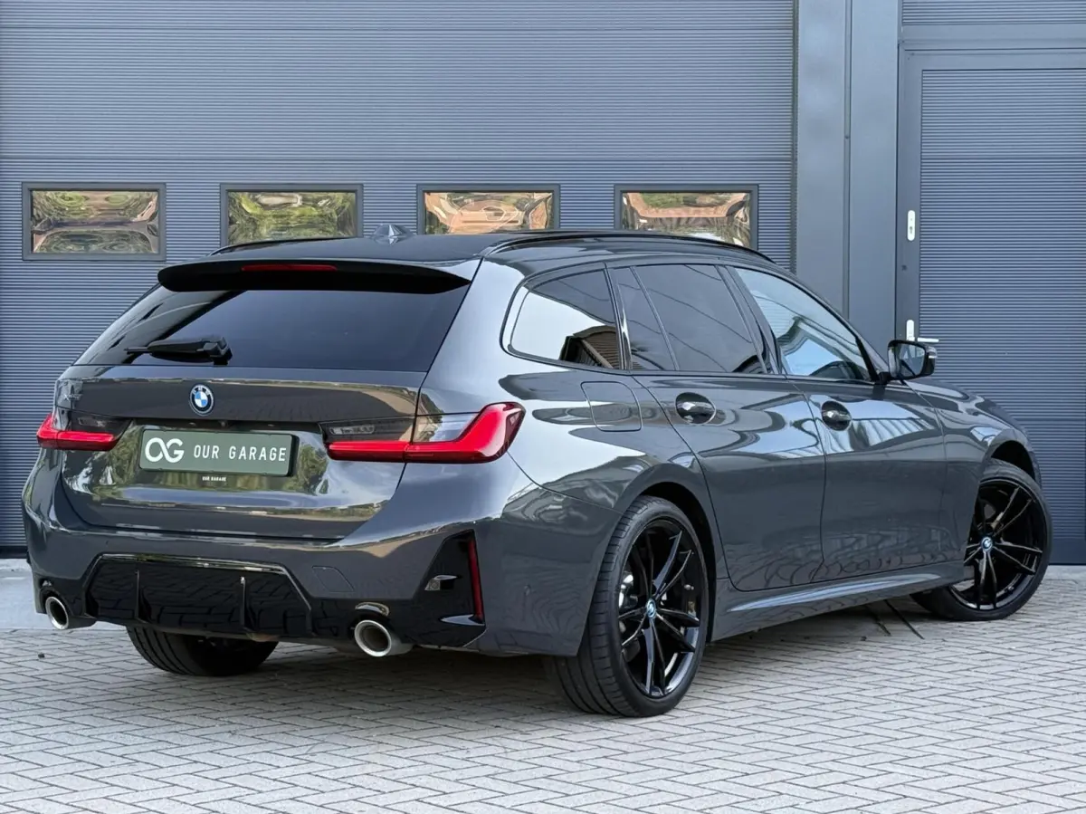 320e xDrive M-Sport|ACC|Pano|Head Up|Trekhaak|19''