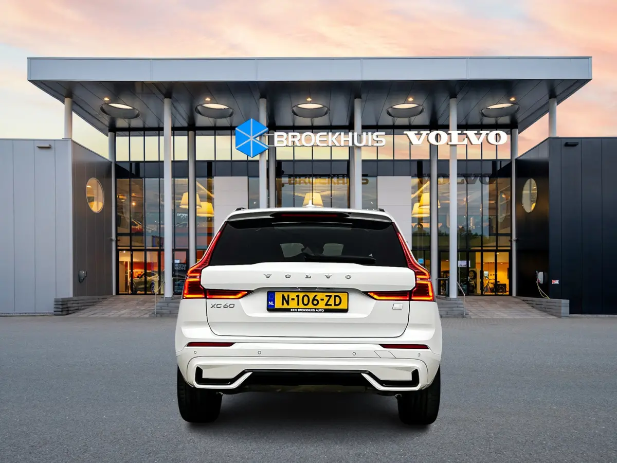 T6 Recharge R-Design | 21" | Harman Kardon | Trekhaak | Panoramadak | Elektr. verstelbare | Verwarmbare | Sportstoelen | Parkeercamera | Adaptieve Cruise | BLIS