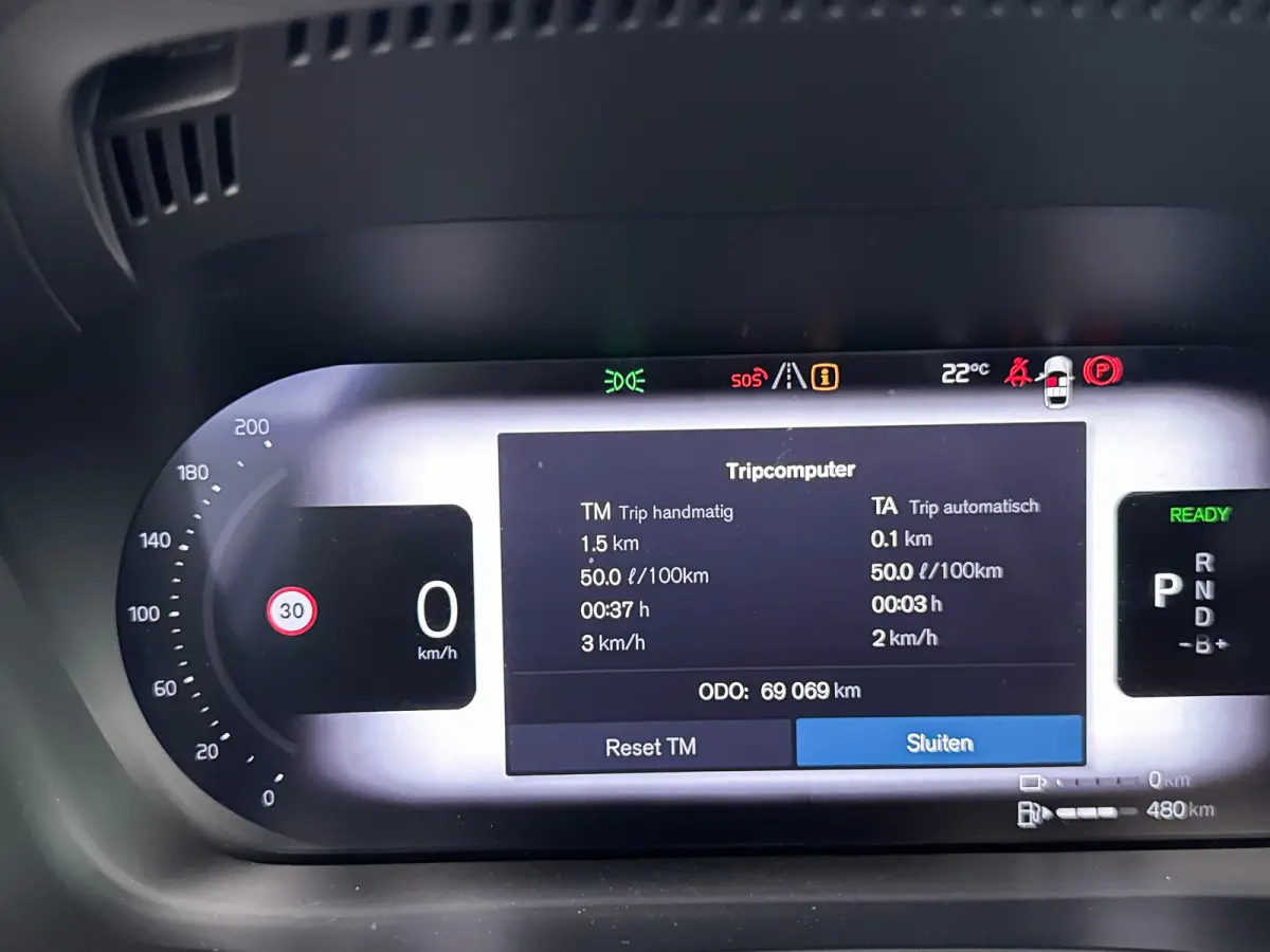 T6 Recharge R-Design | 21" | Harman Kardon | Trekhaak | Panoramadak | Elektr. verstelbare | Verwarmbare | Sportstoelen | Parkeercamera | Adaptieve Cruise | BLIS