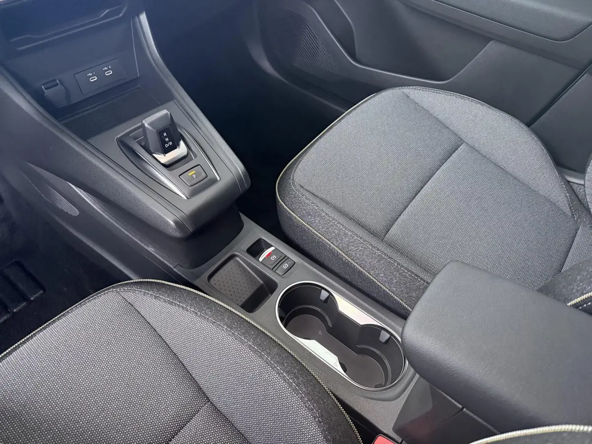 techno full hybrid E-Tech 160 | Google Navigatie | Parkeercamera | Climate Control |