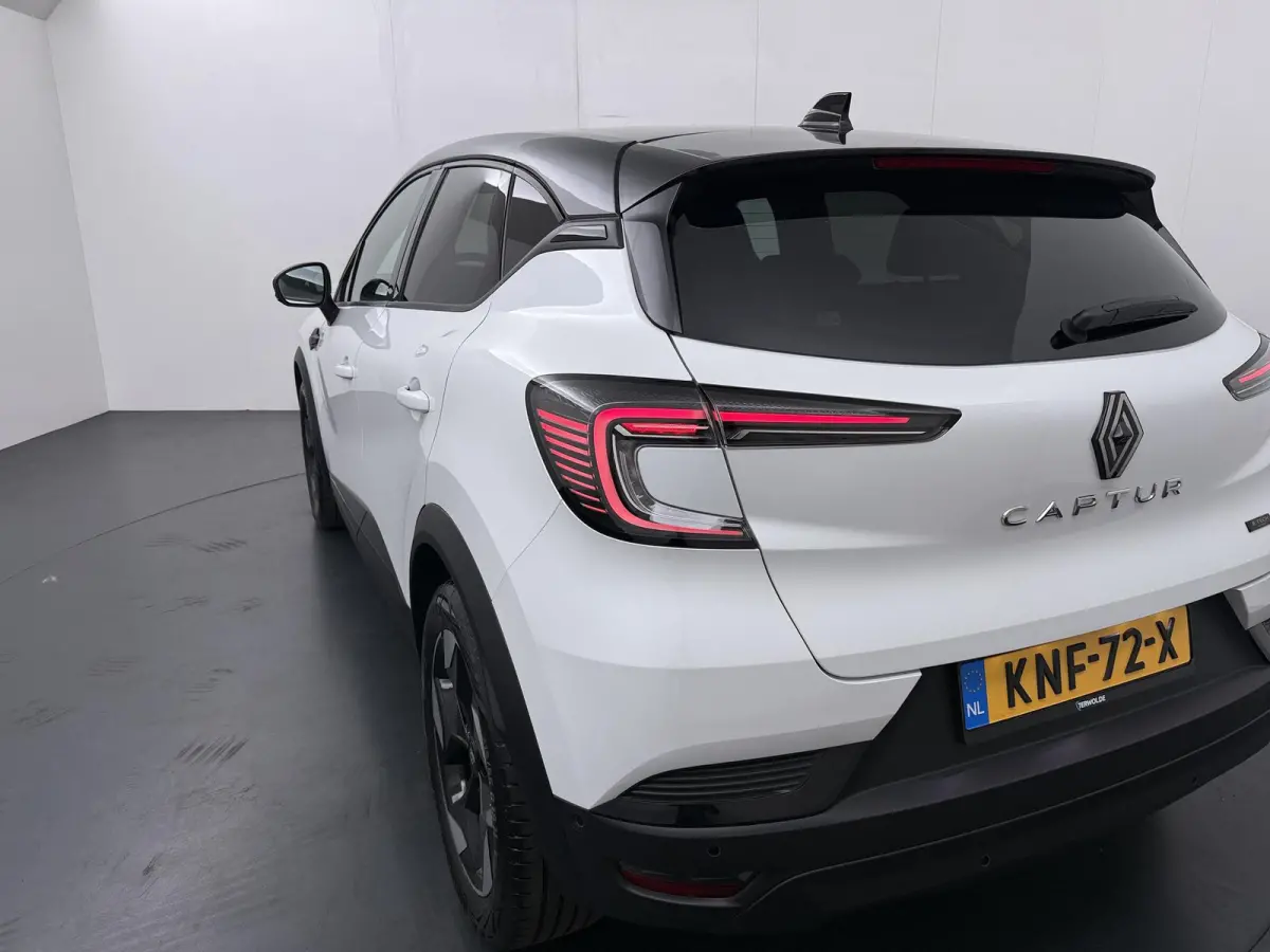 techno full hybrid E-Tech 160 | Google Navigatie | Parkeercamera | Climate Control |