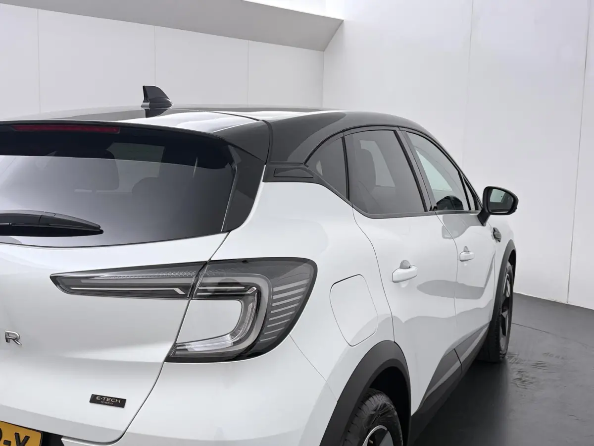 techno full hybrid E-Tech 160 | Google Navigatie | Parkeercamera | Climate Control |