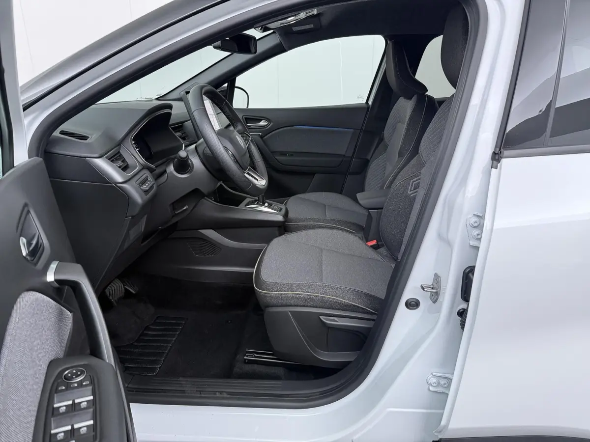 techno full hybrid E-Tech 160 | Google Navigatie | Parkeercamera | Climate Control |