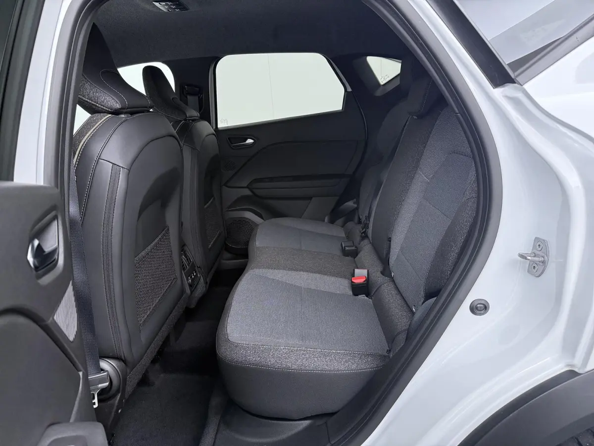 techno full hybrid E-Tech 160 | Google Navigatie | Parkeercamera | Climate Control |