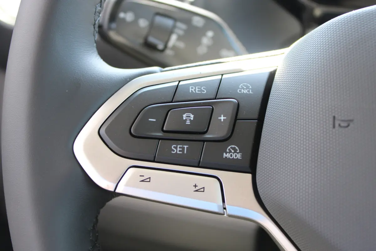 Bulli Limited Edition 286 PK 79 kWh | Achteruitrijcamera | Apple Carplay/Android Auto|telefoonintegratie premium | Cruise control adaptief met Stop&Go en stuurhulp